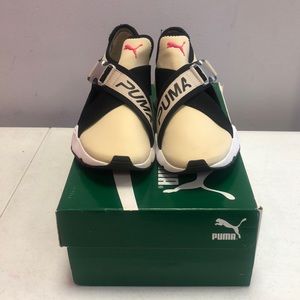 Brand: Puma. Size: 8. Color: Tan